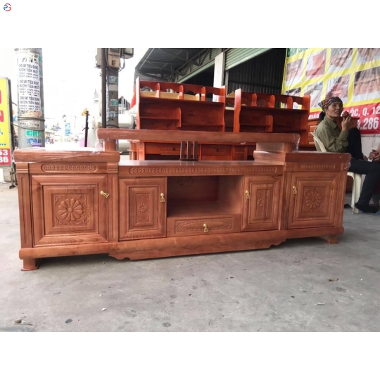 TỦ TIVI 08